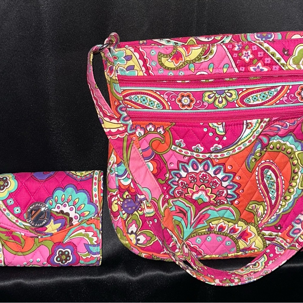 RETIRED VA VA VOOM PATTERN!!! Vera Bradley Pink Paisley Large Tote and Wallet